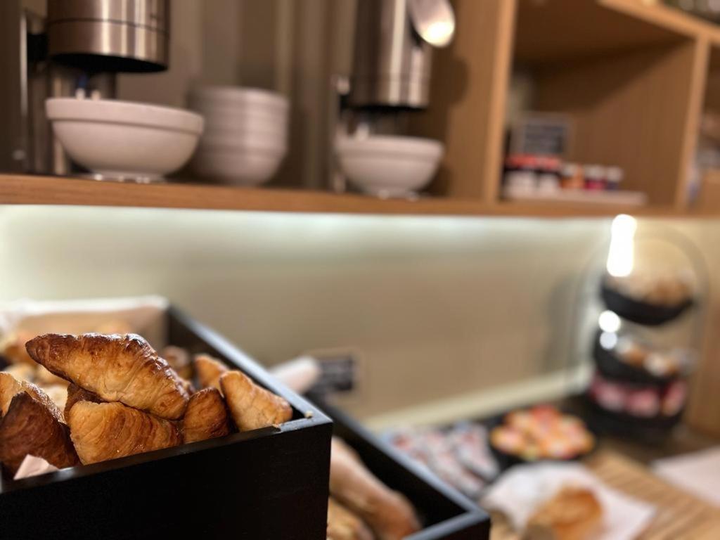 Best Western Plus Le Picardy Saint-Quentin  Buitenkant foto